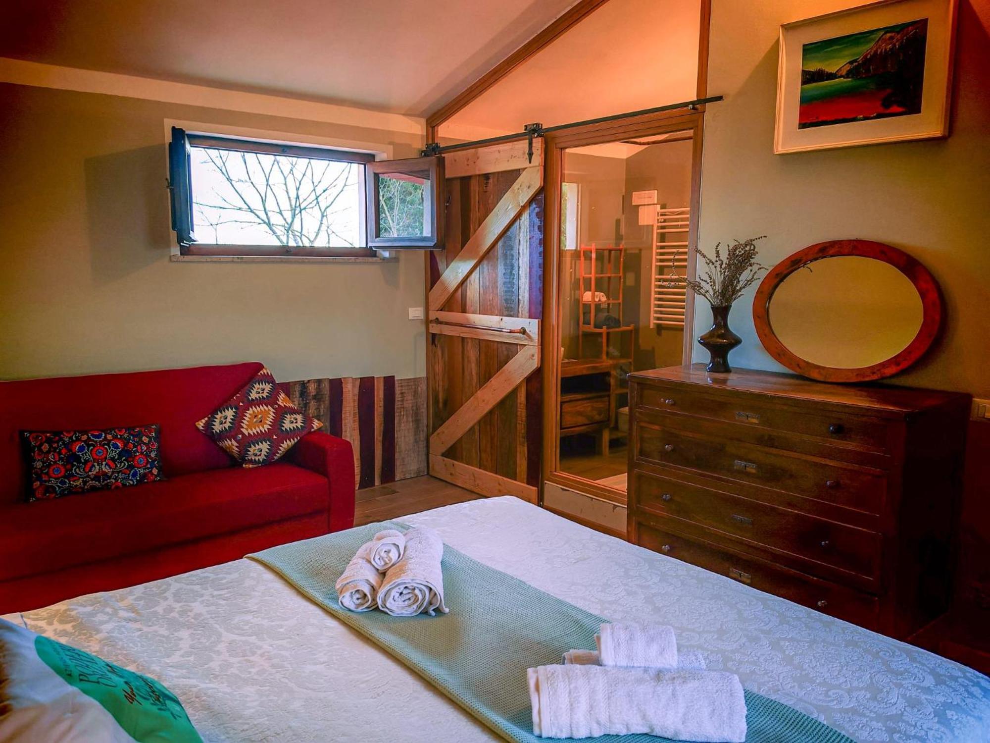 Podere Orzale Hospitality & Quarter Horses Usigliano Eksteriør bilde